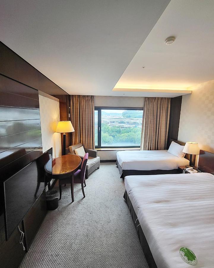 โรงแรมไนแอการา โรงแรม