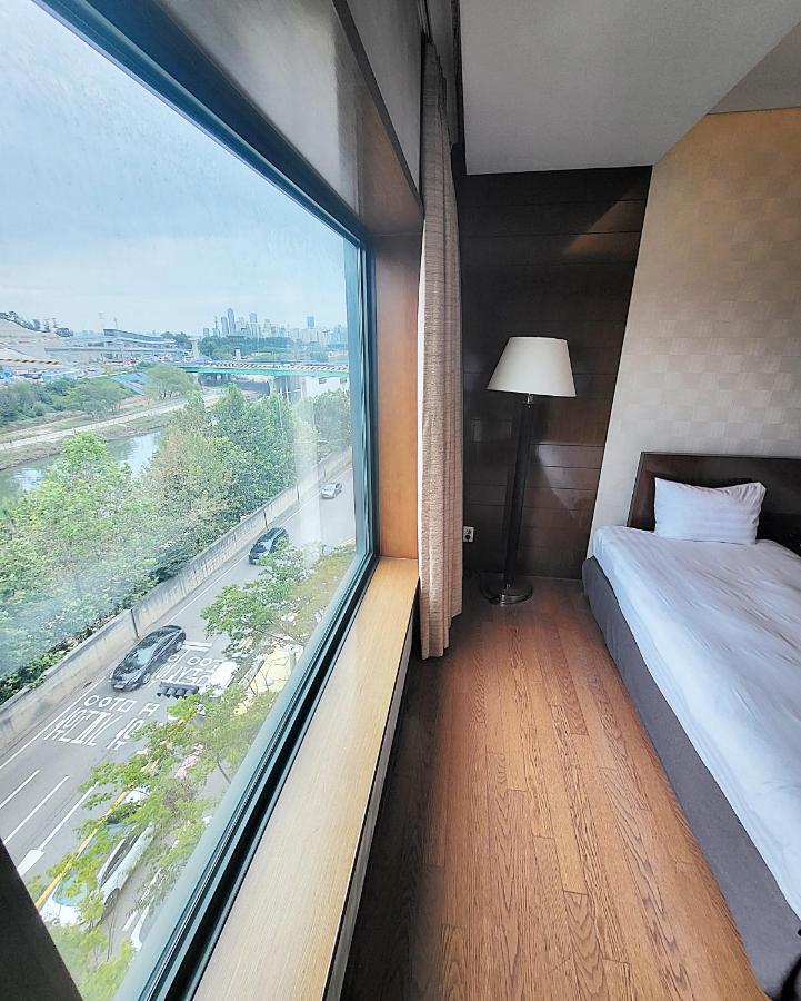 โรงแรมไนแอการา โรงแรม 3*