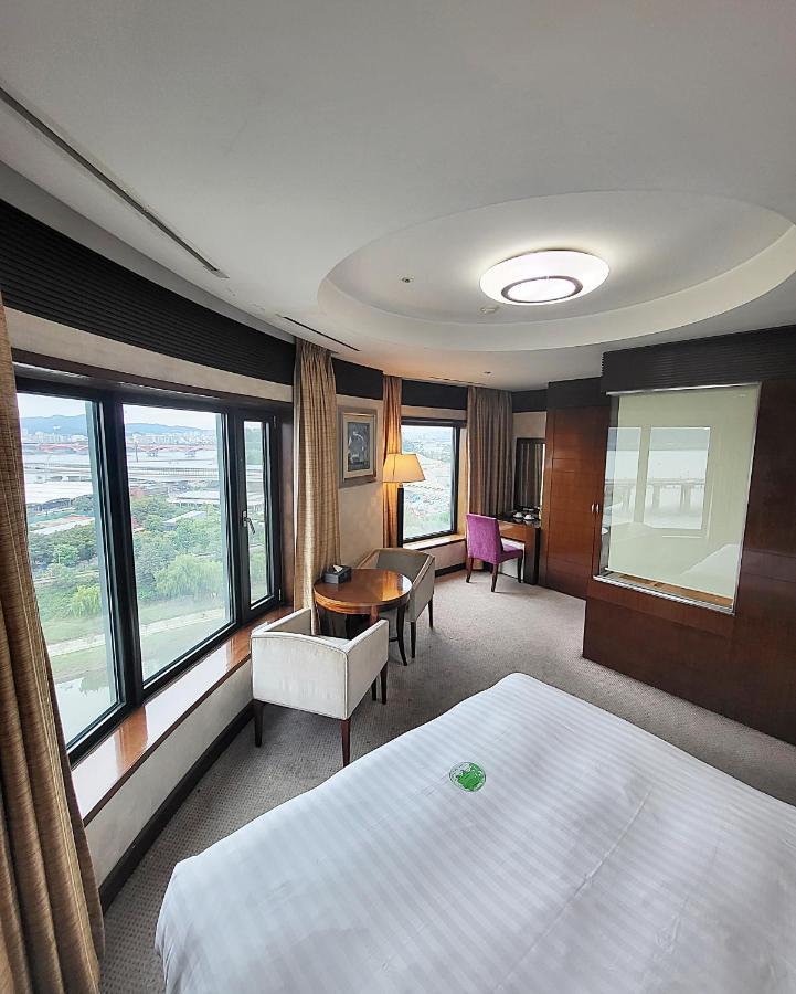 โรงแรมไนแอการา