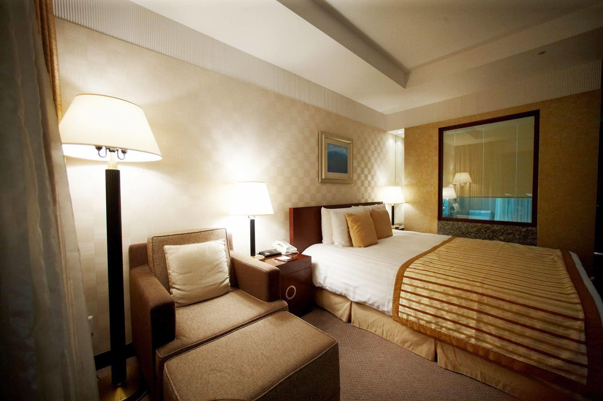โรงแรมไนแอการา โรงแรม โซล